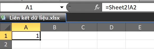 Quay lại Sheet1, kiểm tra công thức trong ô liên kết