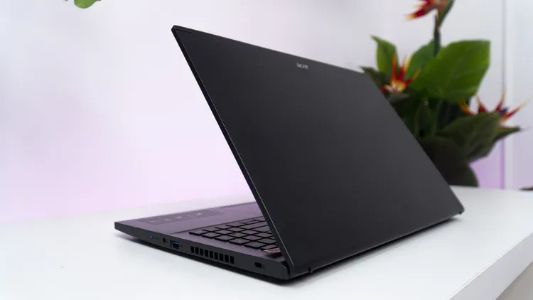 Hệ thống tản nhiệt của laptop Acer Aspire 7